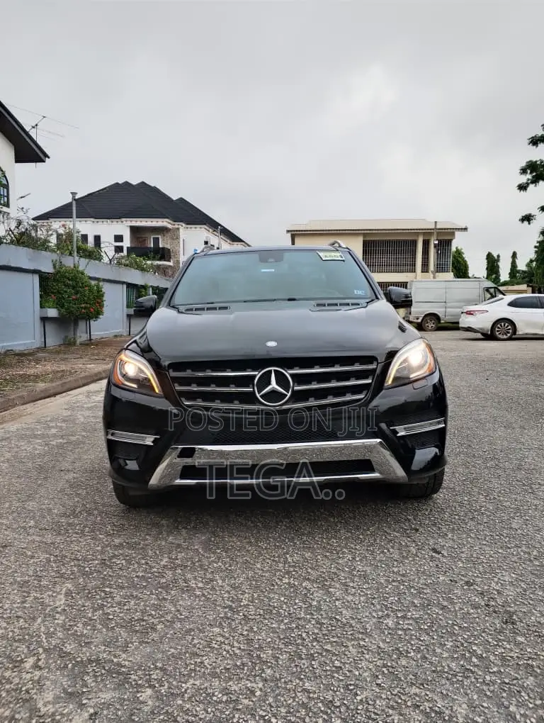 Mercedes-Benz M Class ML350 4MATIC 4dr SUV AWD (3.5L 6cyl 7A) 2014