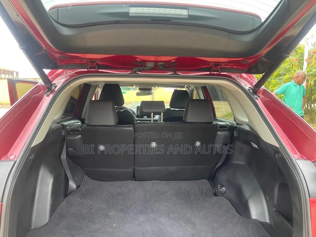 Toyota RAV4 XLE AWD 2020 Red