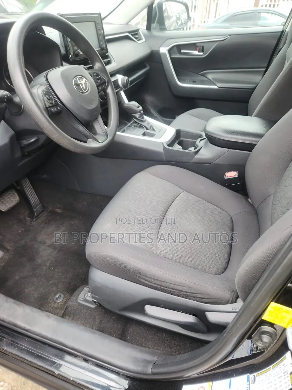 Toyota RAV4 XLE AWD 2020 Red