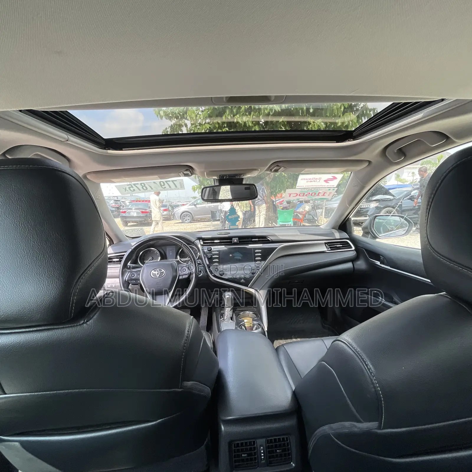 Toyota Camry SE (2.5L 4cyl 8A) 2019 Black