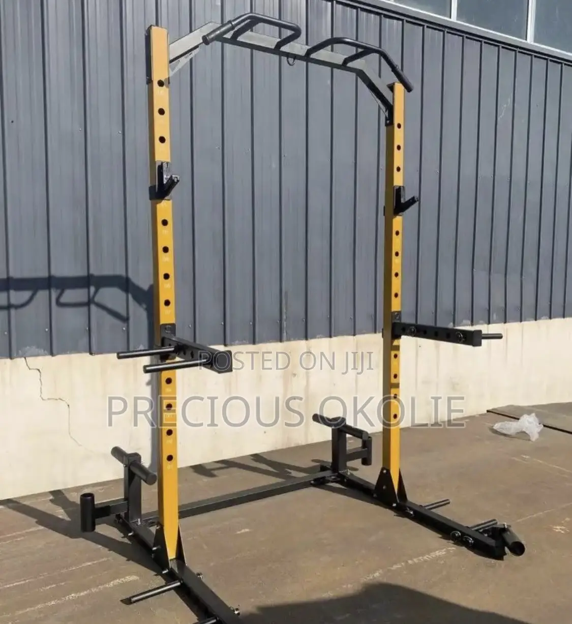 Multifunctional Half Squat Rack