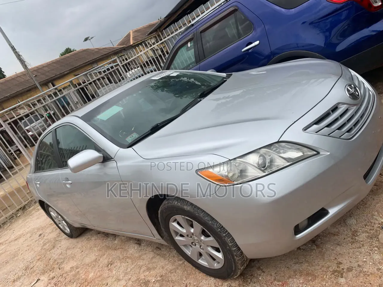 Toyota Camry XLE 4dr Sedan (2.4 4cyl 5A) 2008 Silver