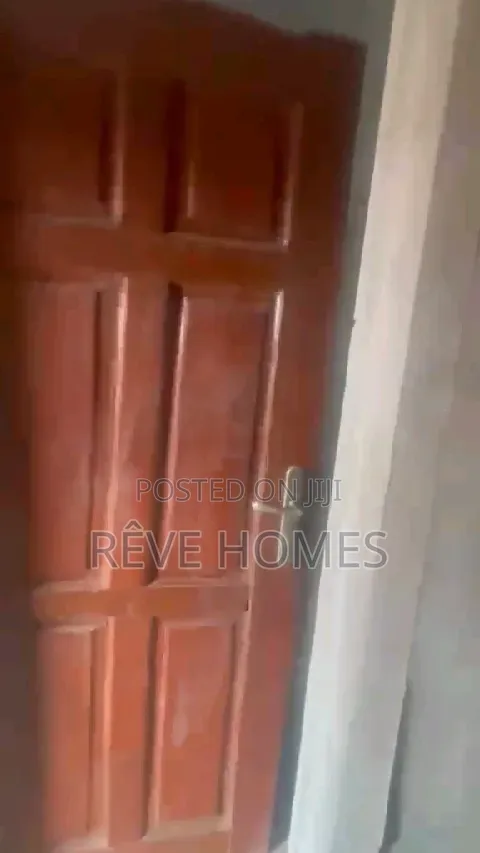 Mini Flat in Jibowu for rent