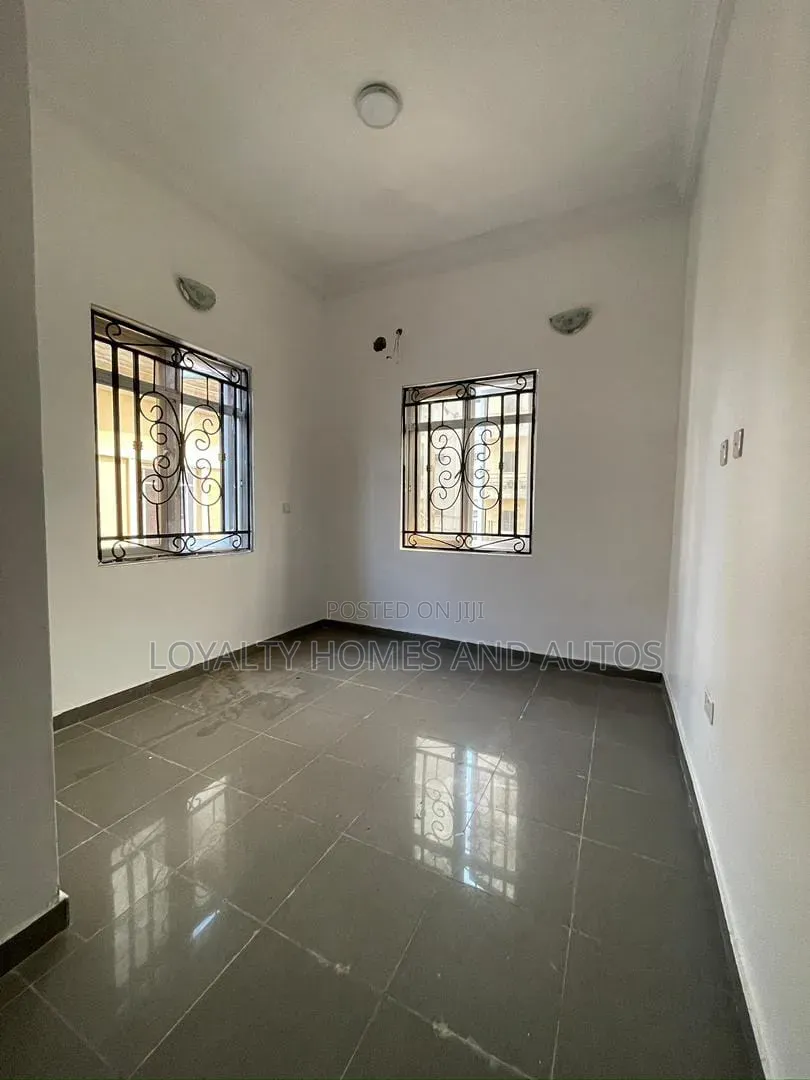 2bdrm House in GRA Phase 1 for sale