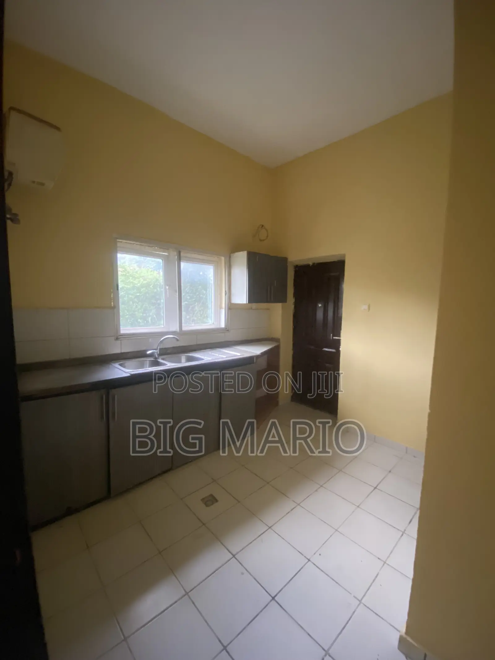 3bdrm Block of Flats in Guzape Main for rent