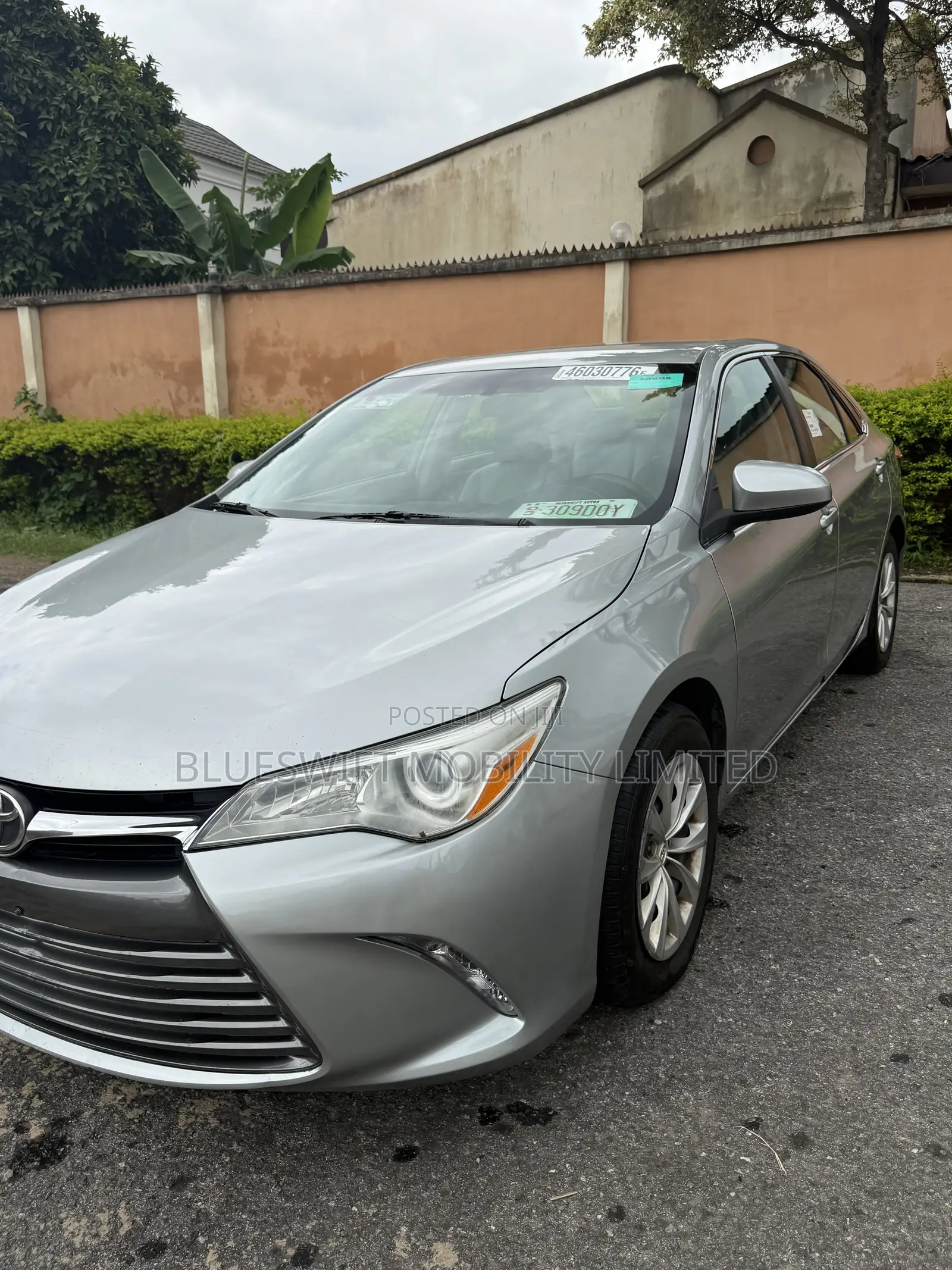 Toyota Camry LE 4dr Sedan (2.5L 4cyl 6A) 2015 Silver