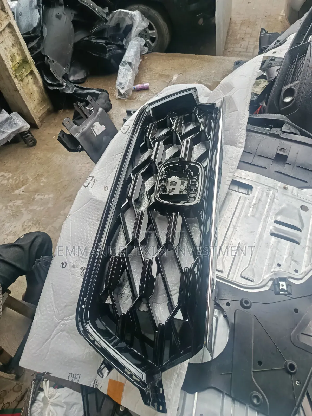 Front Grille Honda CR-V 2024
