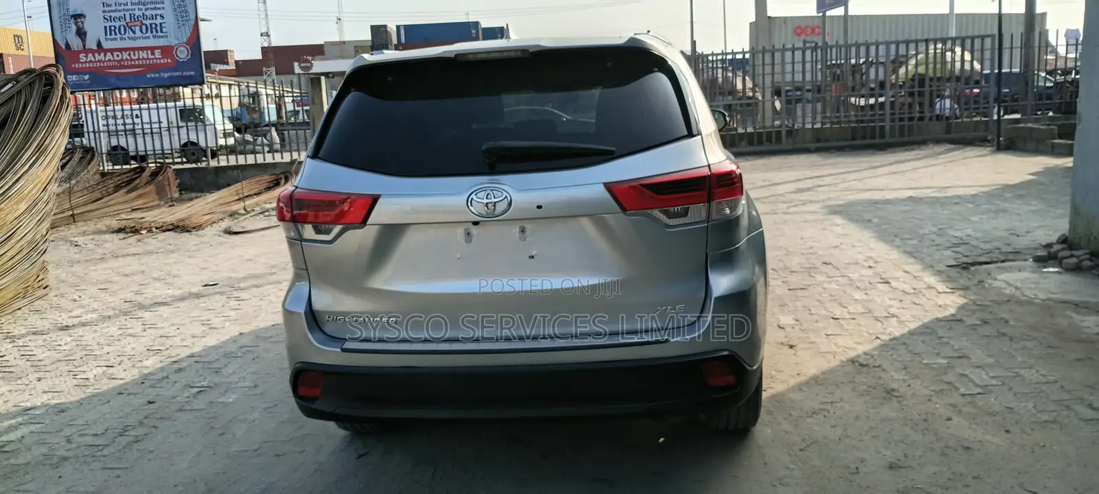 Toyota Highlander XLE 2019 Silver