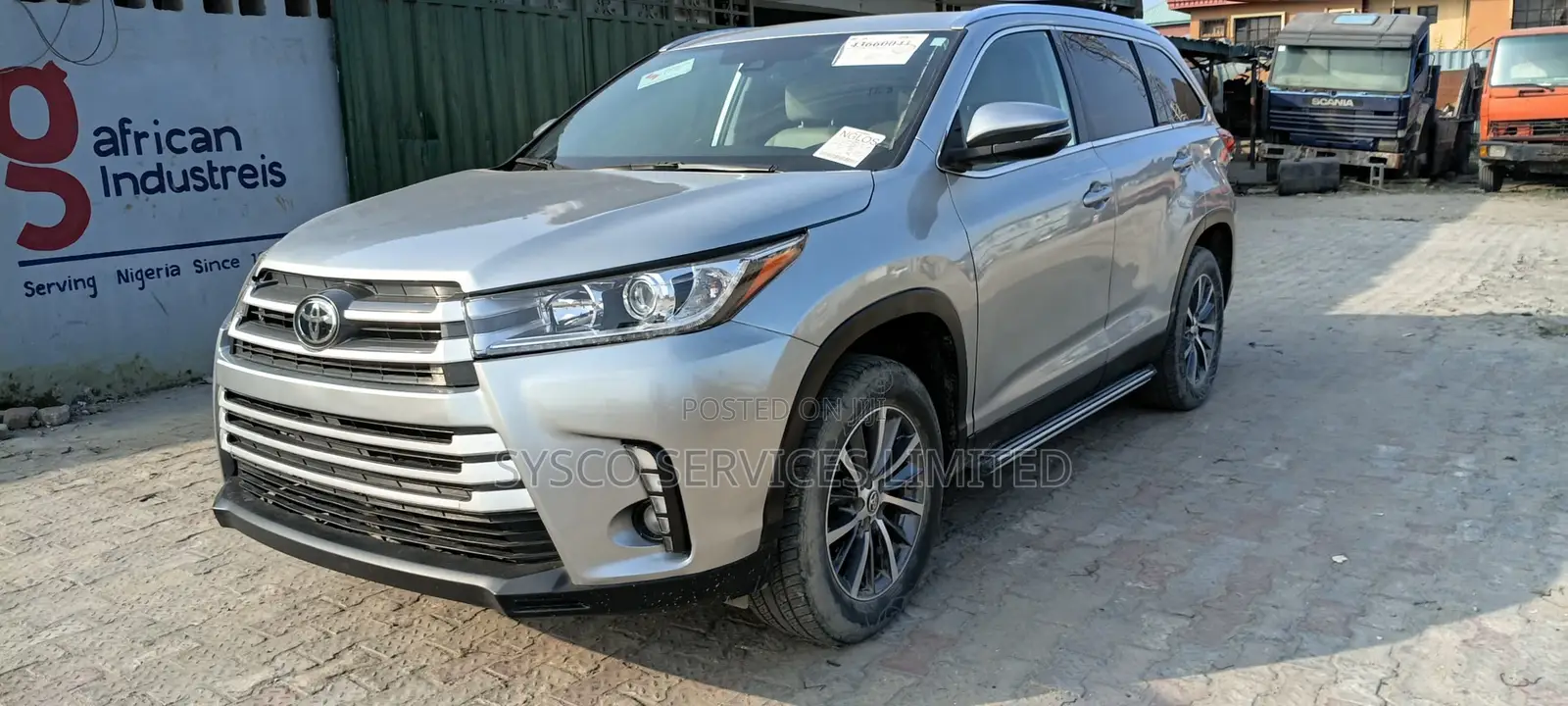 Toyota Highlander XLE 2019 Silver