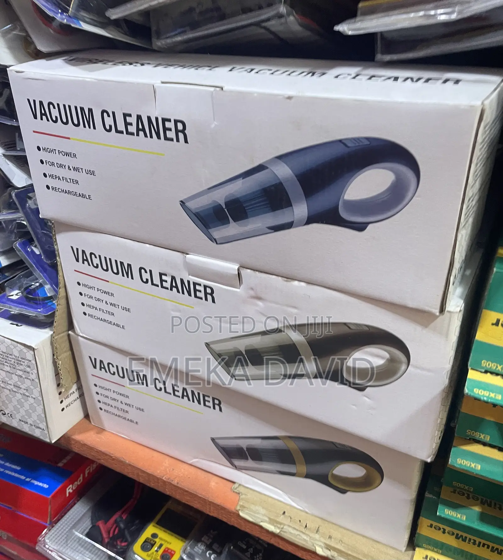 Wireless Vehicle Vacuum Cleaner.