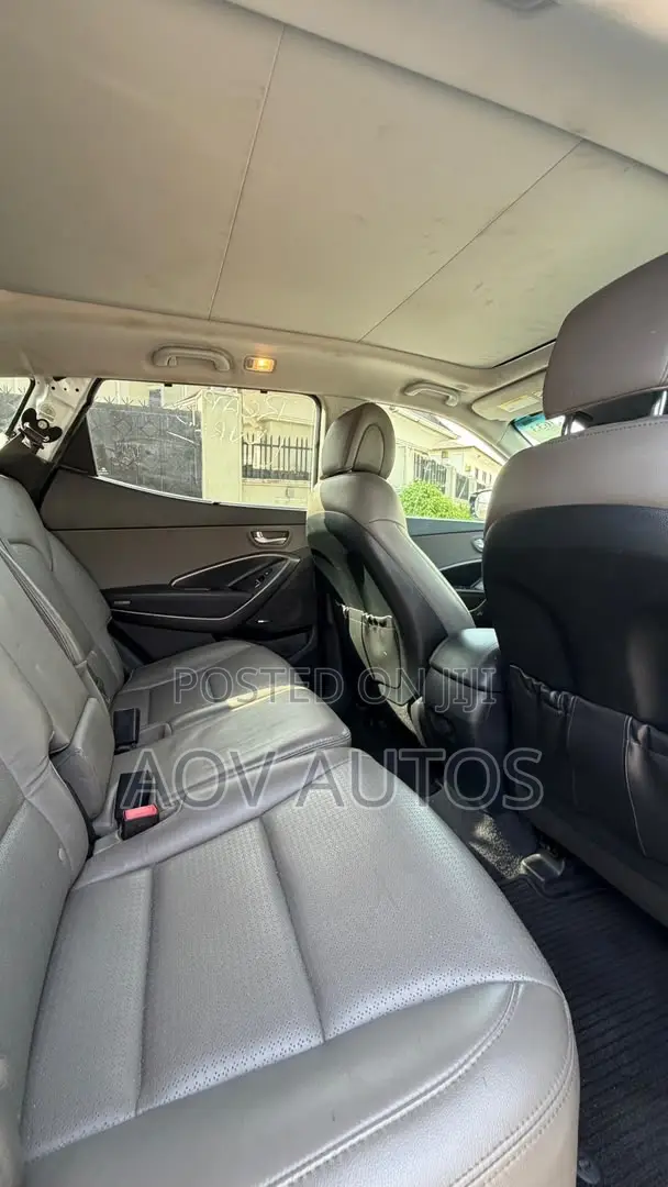 Hyundai Santa Fe 2015 White