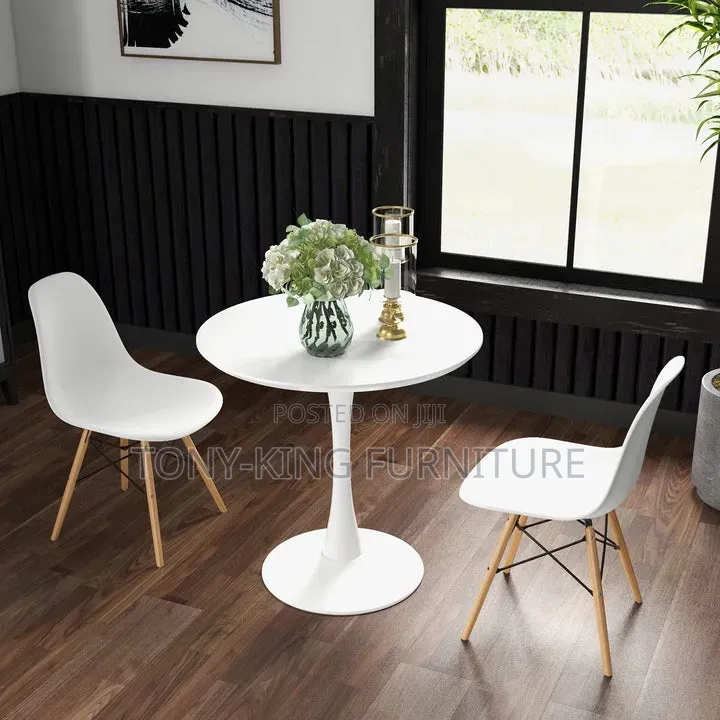 Imported Round Wooden Top Restaurant/ Dining Table Set