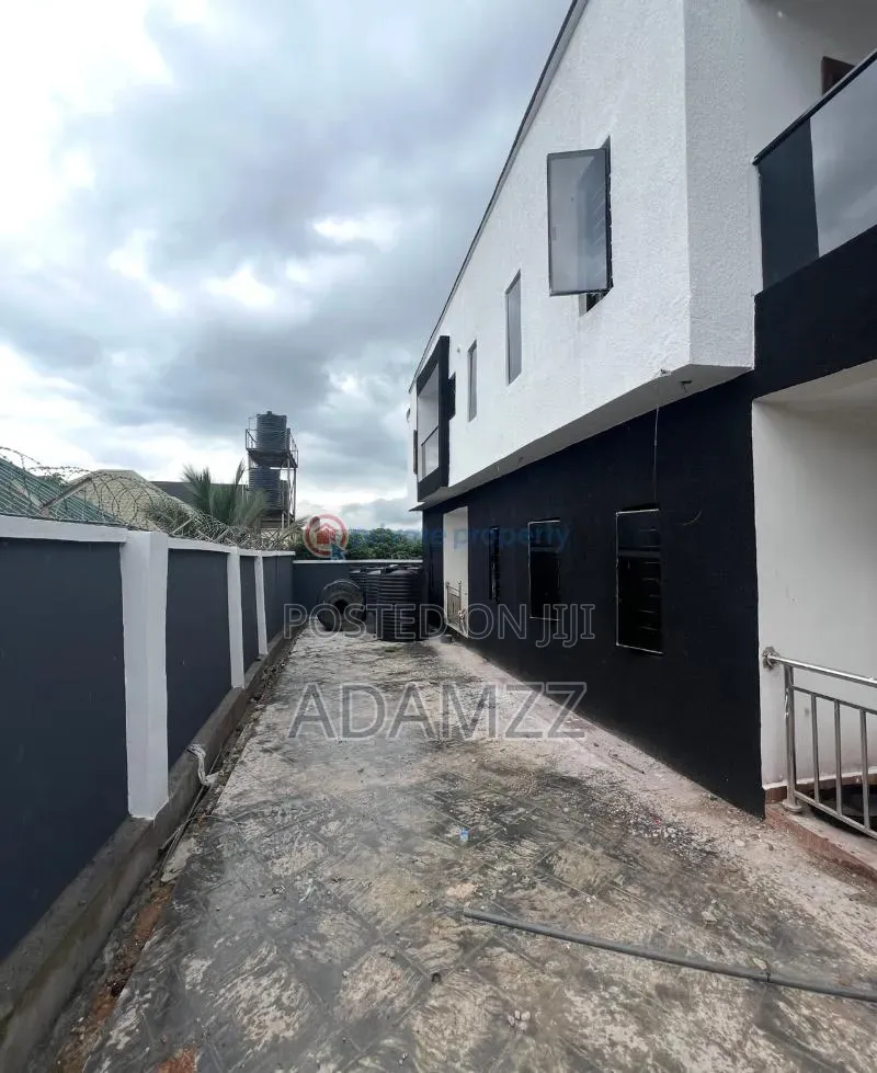 4bdrm Duplex in Damijah, Enugu for sale