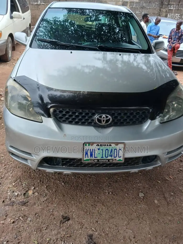 Toyota Matrix 2005 Silver