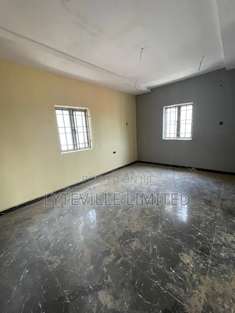 5bdrm Duplex in Jabi for sale
