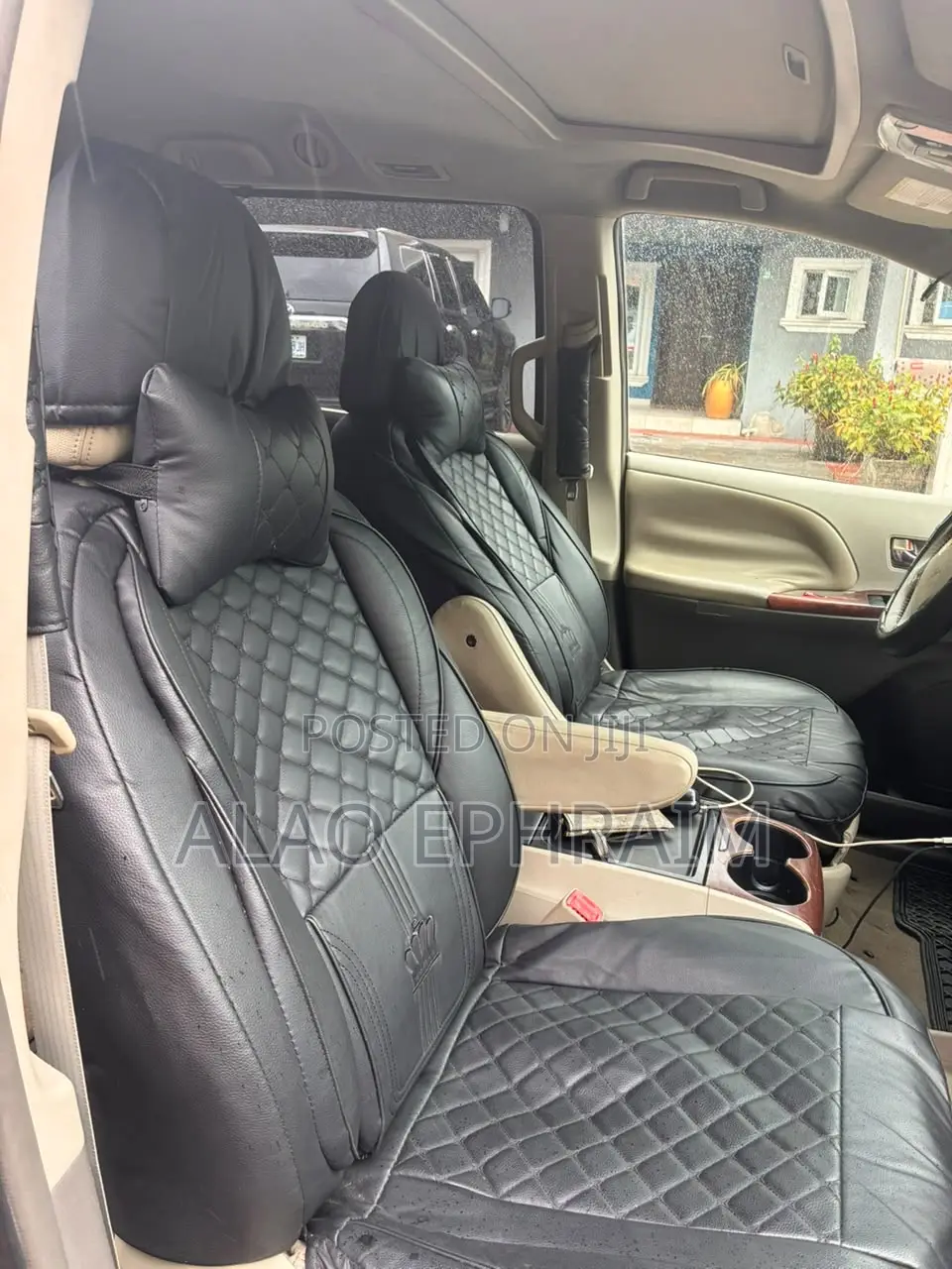 Toyota Sienna XLE 7 Passenger Mobility 2012 Gray