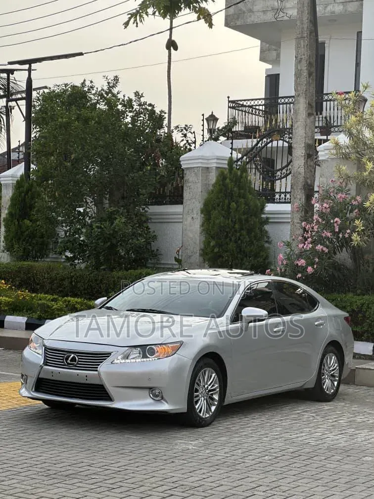 Lexus ES 350 FWD 2013 Silver