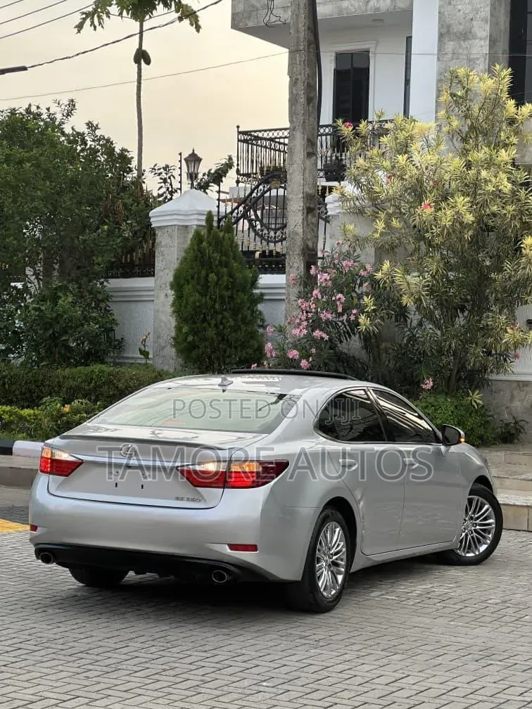 Lexus ES 350 FWD 2013 Silver