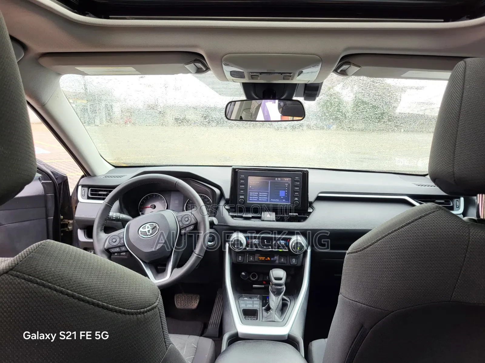 Toyota RAV4 2021 Gray
