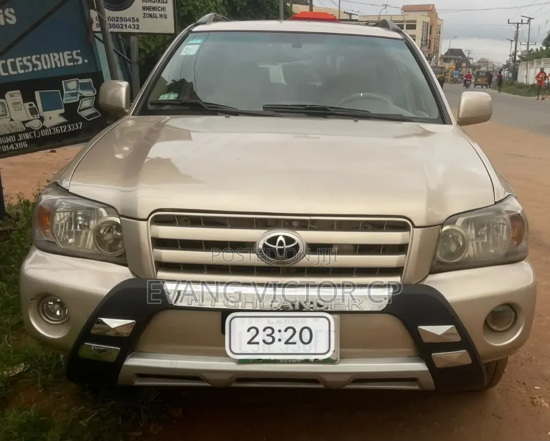 Toyota Highlander Limited V6 4x4 2007 Gold