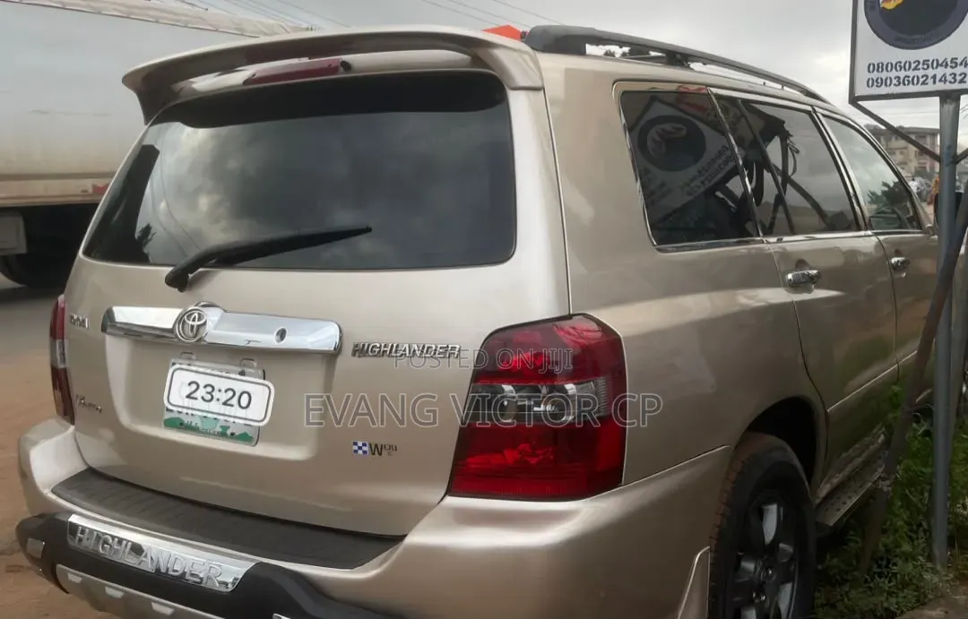Toyota Highlander Limited V6 4x4 2007 Gold