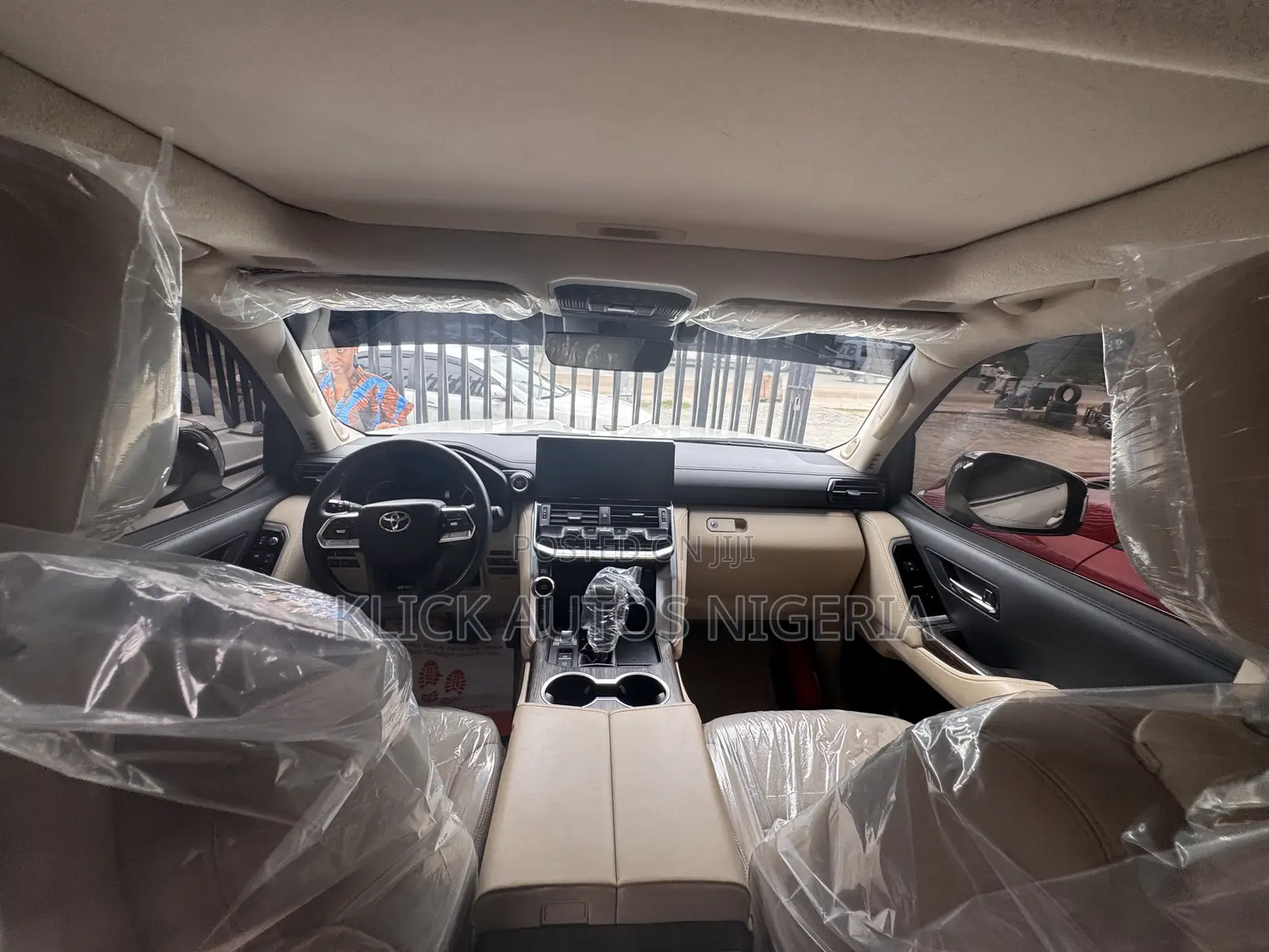New Toyota Land Cruiser LC300 2023 White