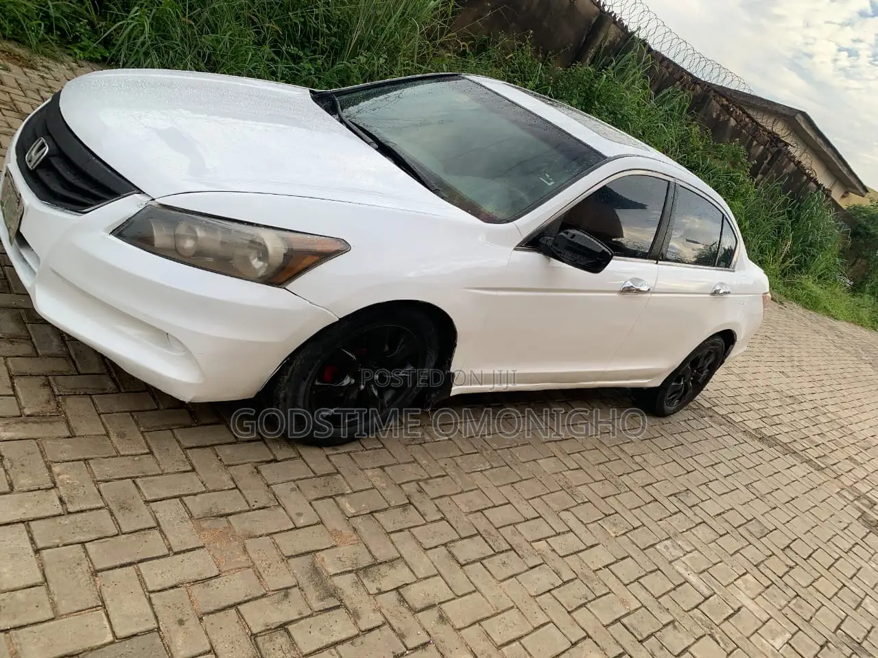 Honda Accord 2010 White