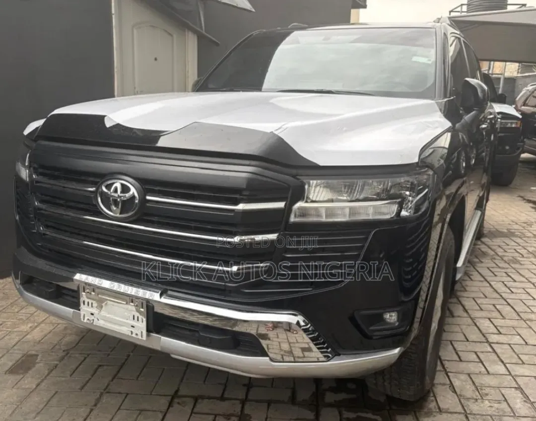 New Toyota Land Cruiser 2025 Black