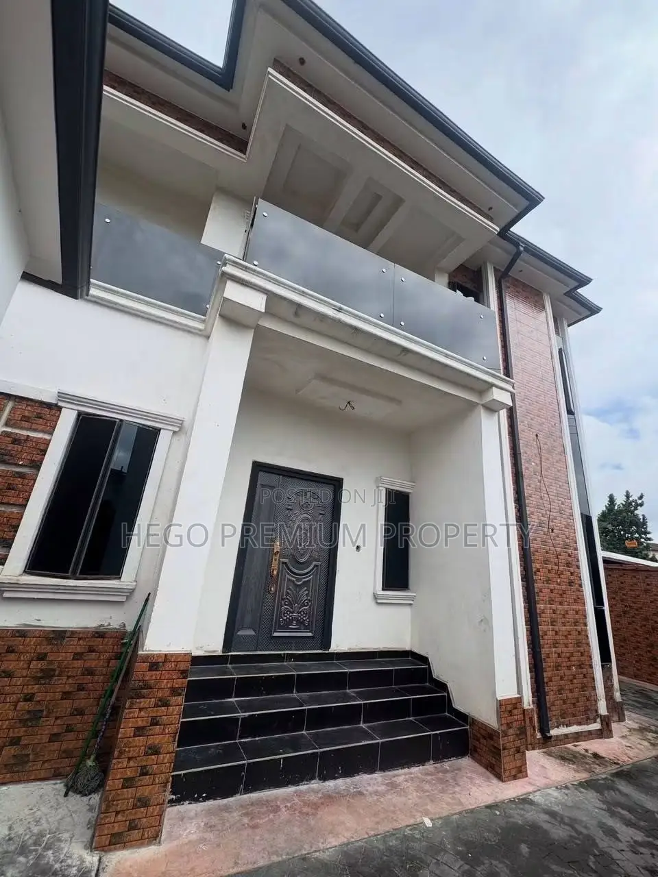 4bdrm Duplex in Rumudara, Rumuodara for sale