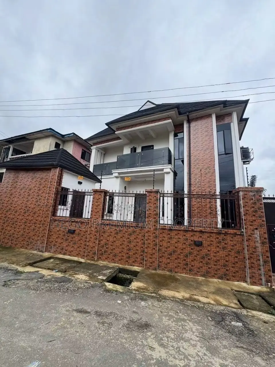 4bdrm Duplex in Rumudara, Rumuodara for sale