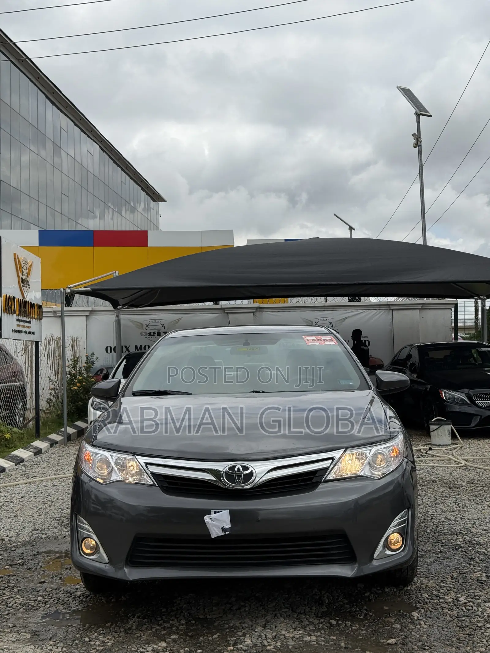 Toyota Camry LE 4dr Sedan (2.5L 4cyl 6A) 2013 Gray