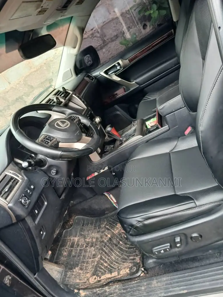 Lexus GX 460 Luxury 2020 Brown
