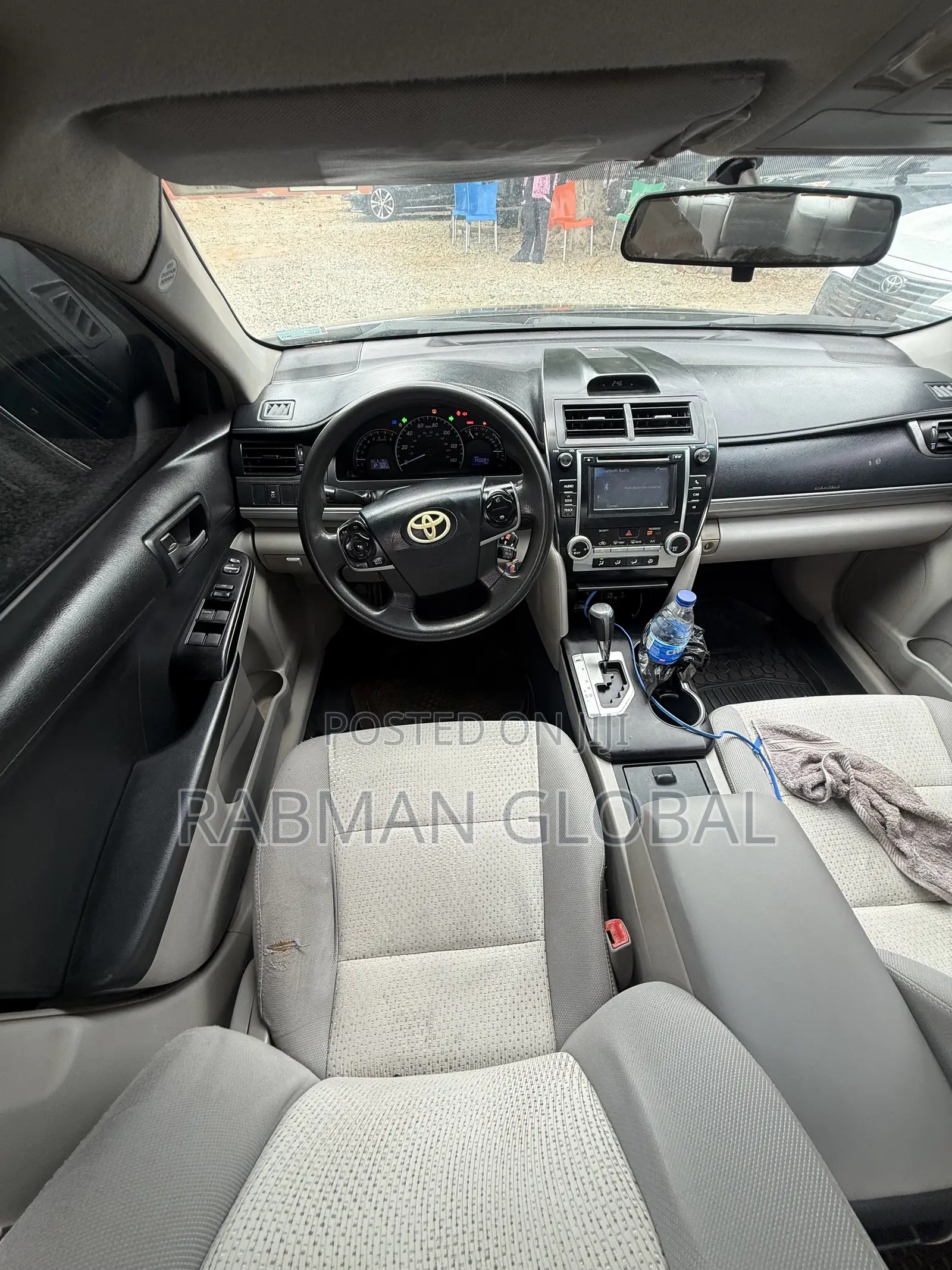 Toyota Camry LE 4dr Sedan (2.5L 4cyl 6A) 2013 Gray