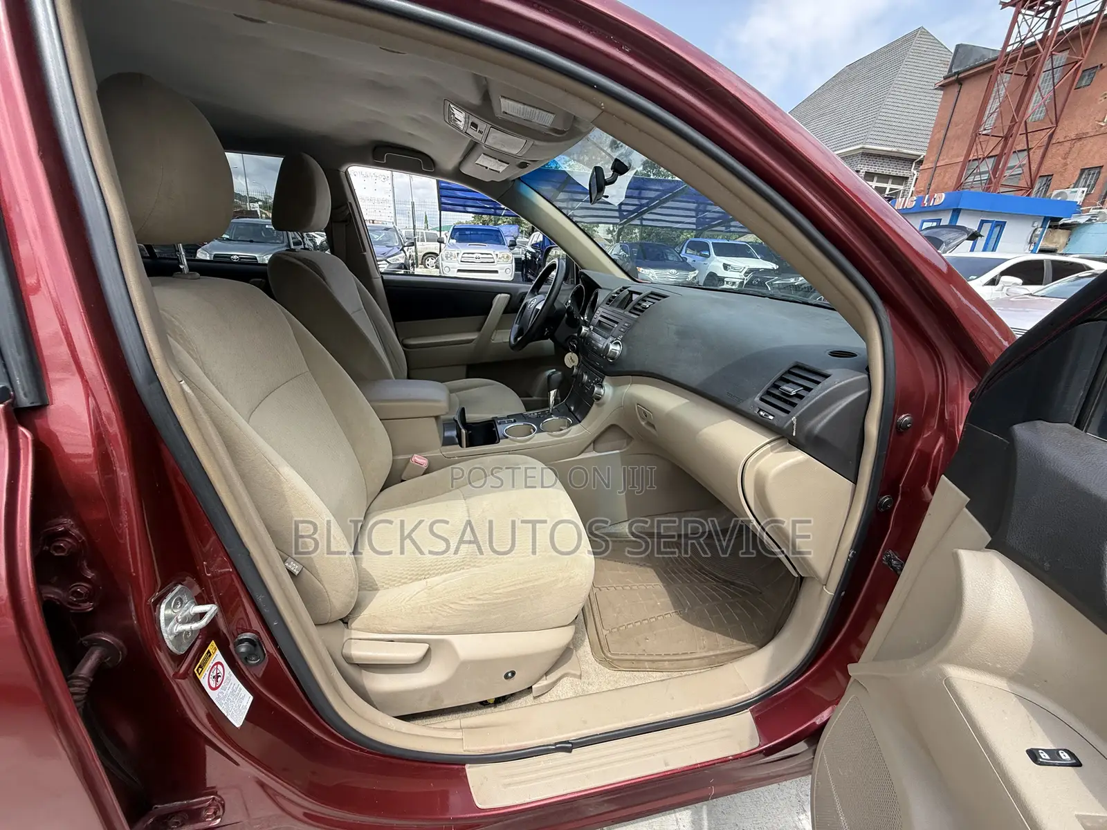 Toyota Highlander Base 2010 Maroon
