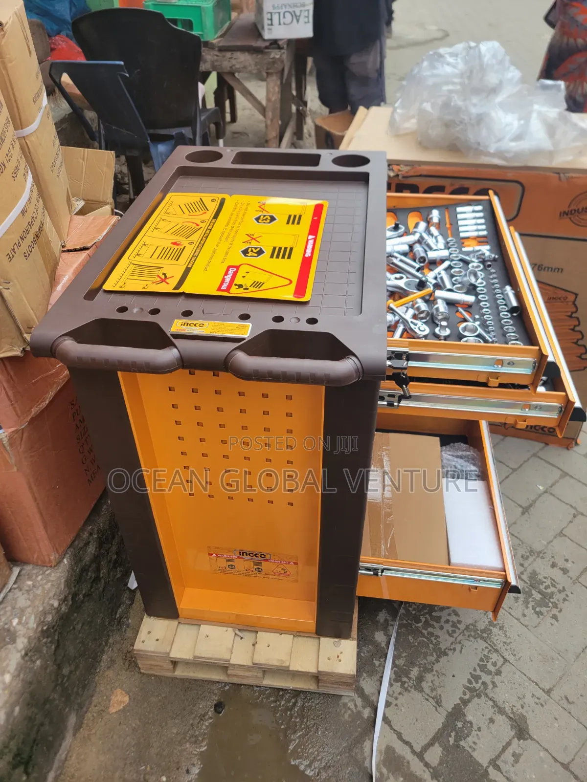 328 PCS Set of Ineco Tools Box