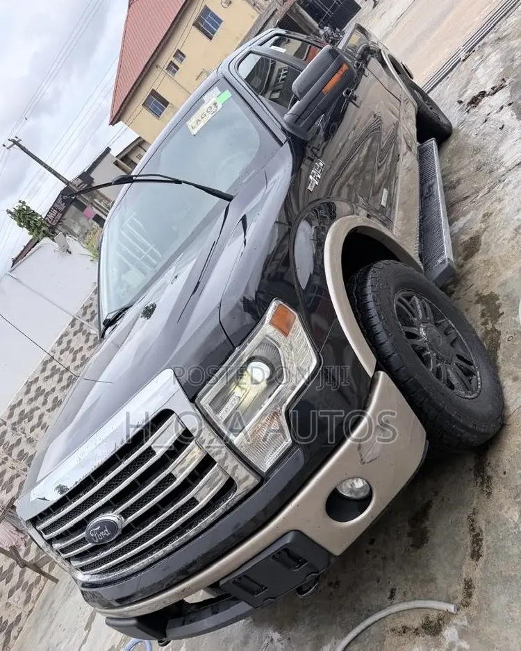 Ford F-150 2013 Black