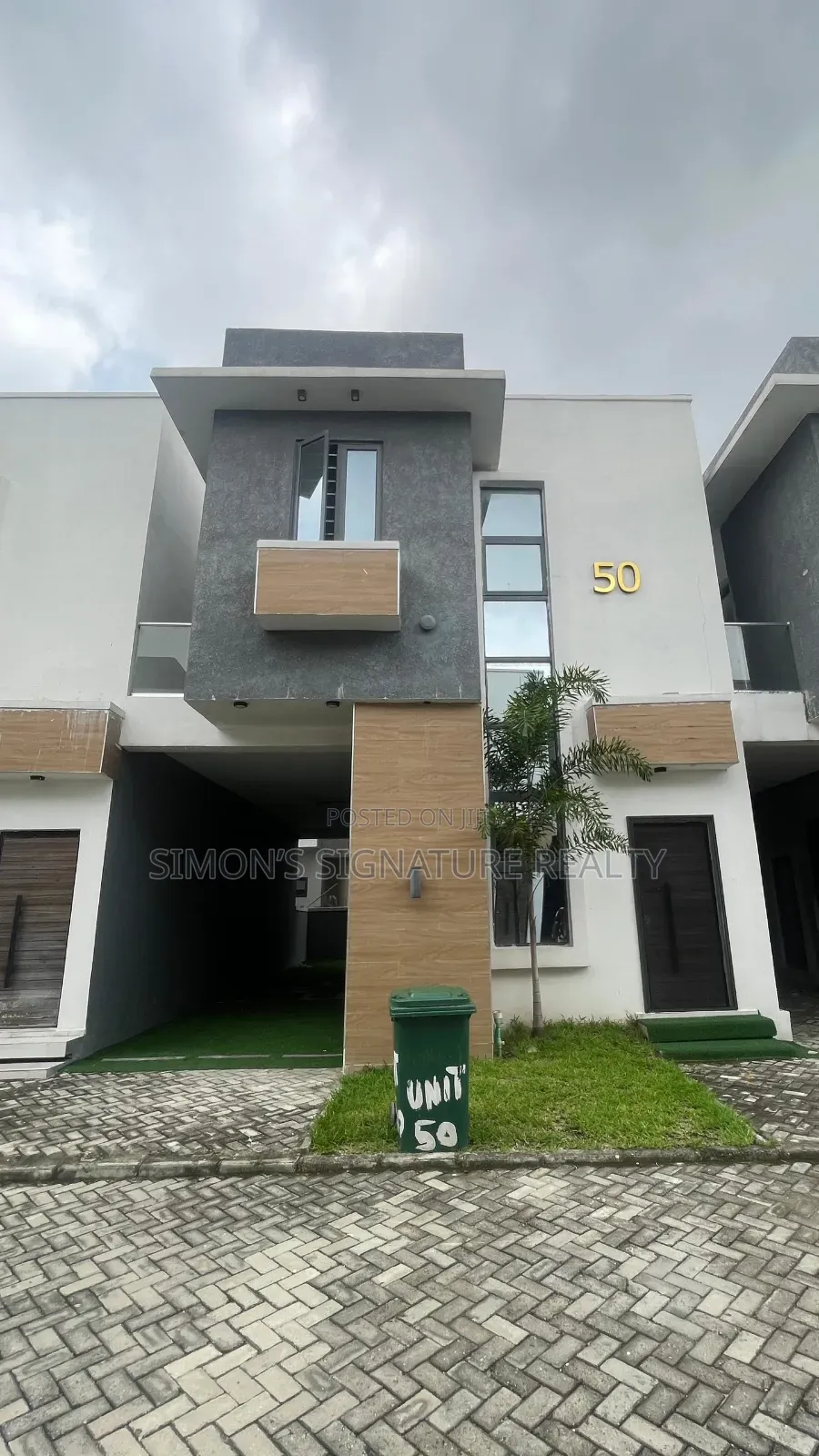 Furnished 3bdrm Townhouse/Terrace in Lekki Palm City, Ado / Ajah