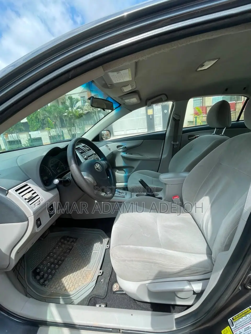 Toyota Corolla 2012 Gray