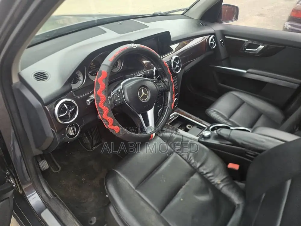 Mercedes-Benz GLK-Class 350 4MATIC 2014 Gray