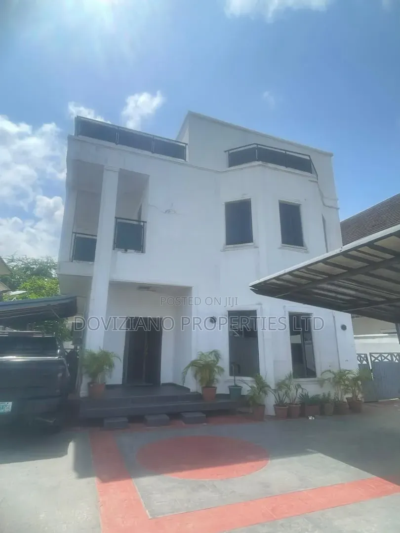 6bdrm Duplex in VGC / Ajah for rent
