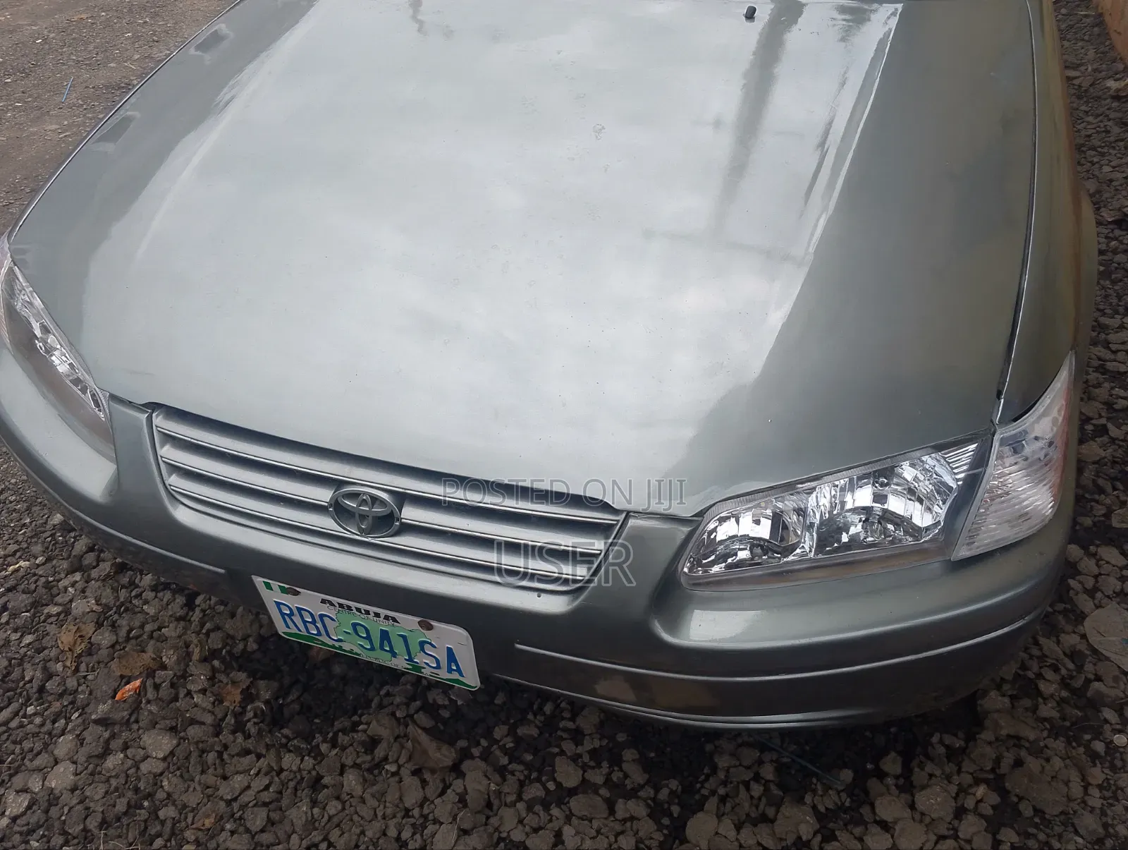 Toyota Camry 2001 Gray