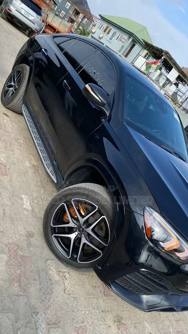 Mercedes-Benz GLE-Class 2021 Black