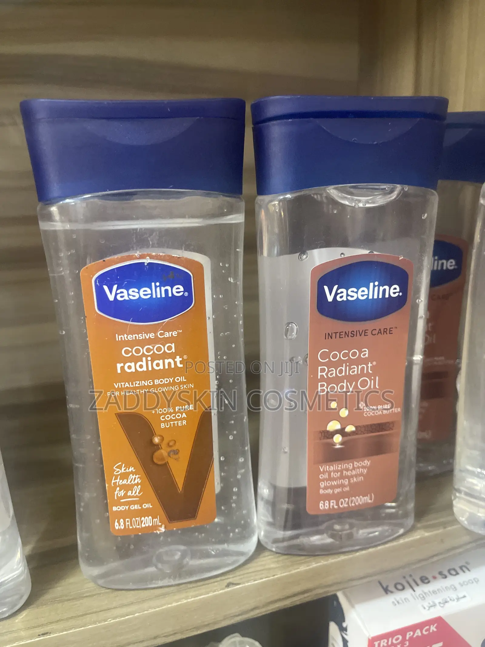 Vaseline Gluta-Hya, Vaseline Cocoa/B3 Oil