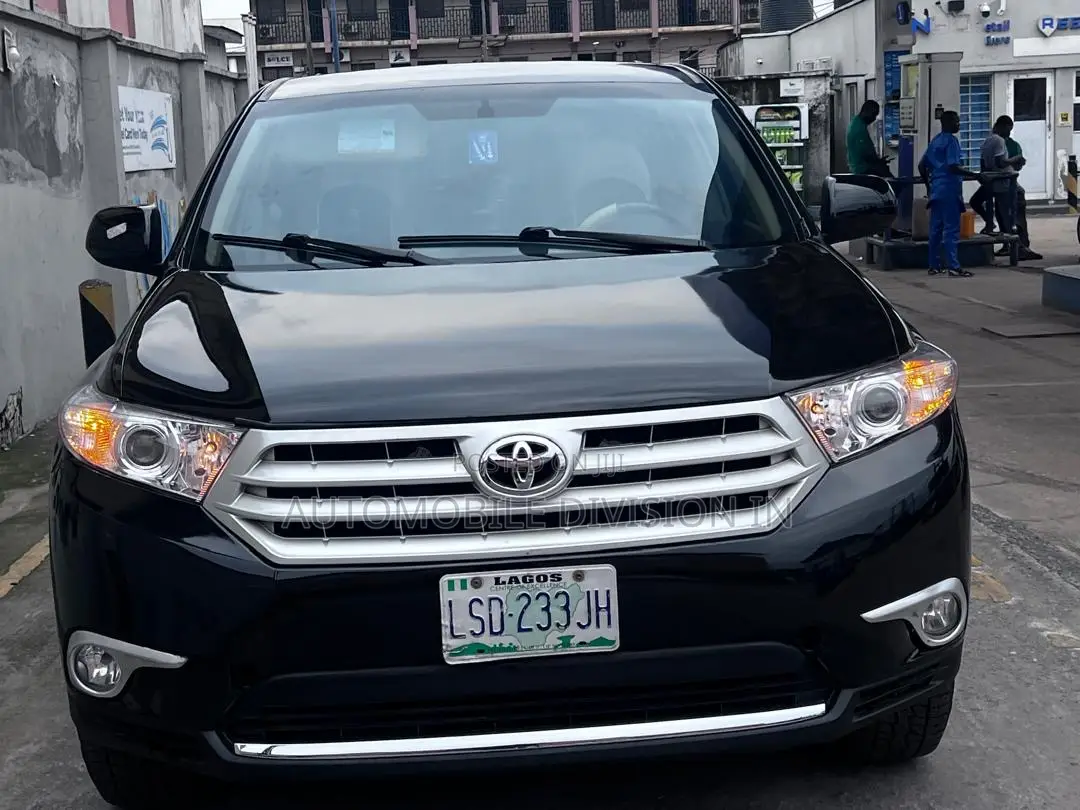 Toyota Highlander 2012 Black