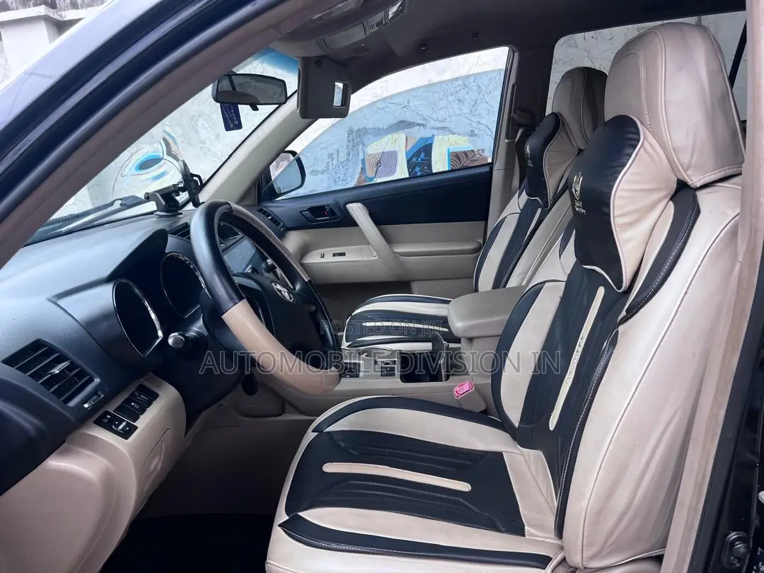 Toyota Highlander 2012 Black
