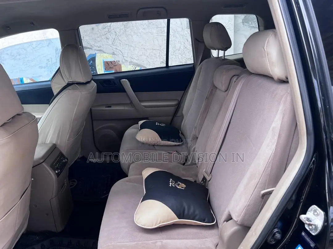 Toyota Highlander 2012 Black