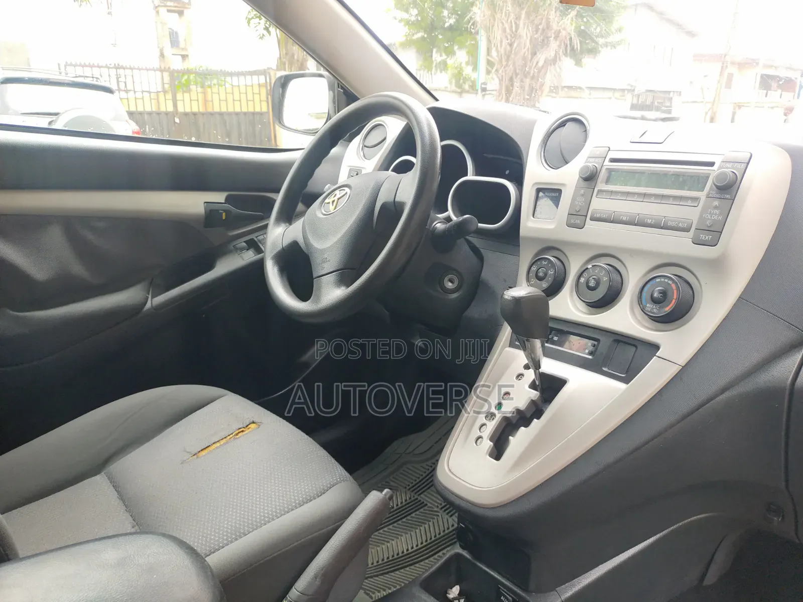 Toyota Matrix 2010 Gray