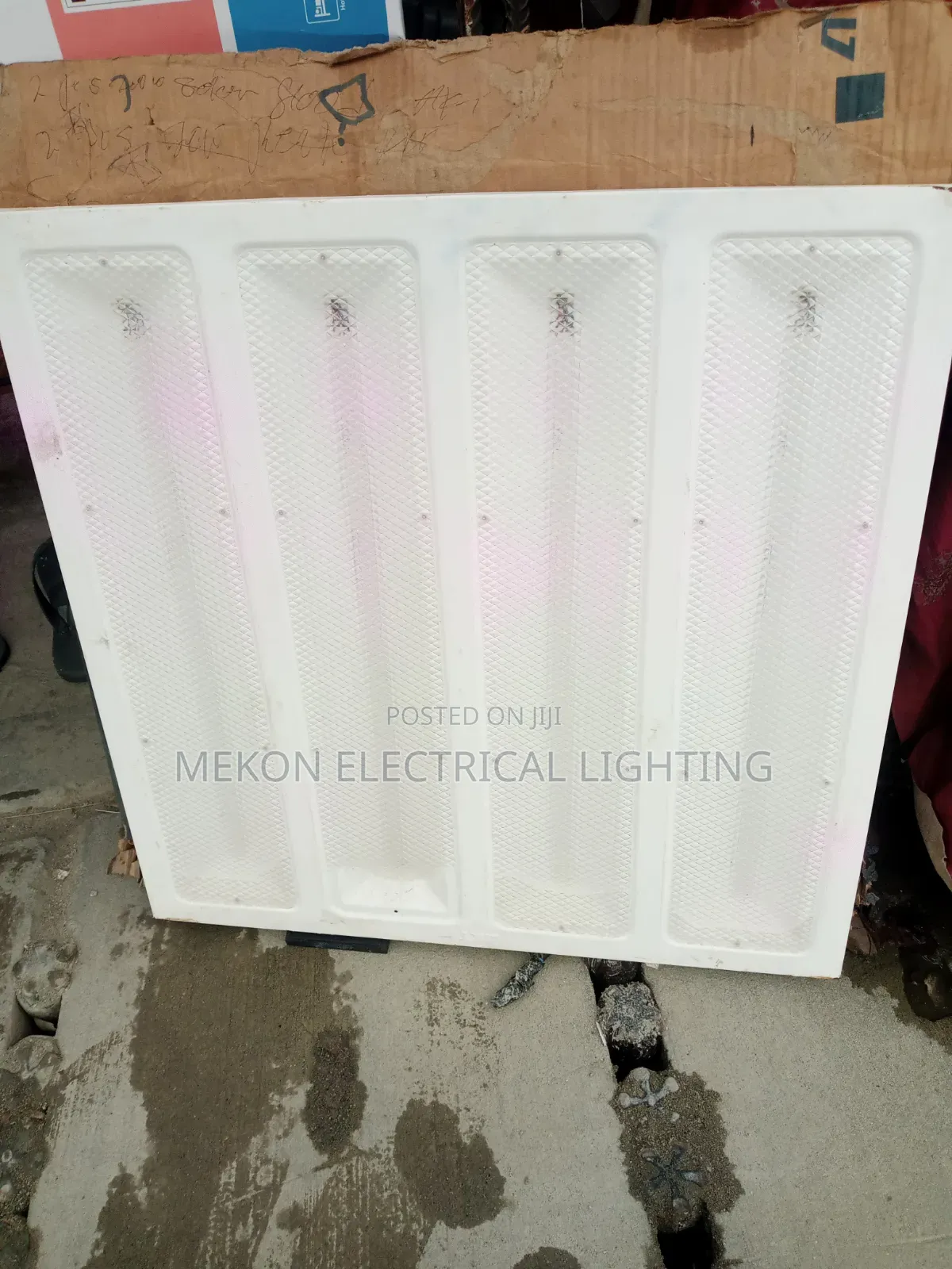 600/600 Modular LED Fitting