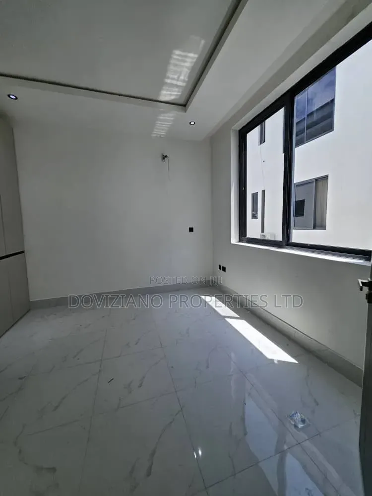 4bdrm Duplex in Old Ikoyi for rent