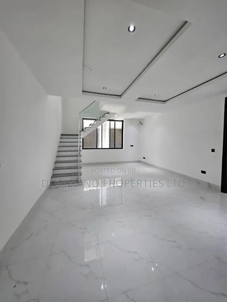 4bdrm Duplex in Old Ikoyi for rent